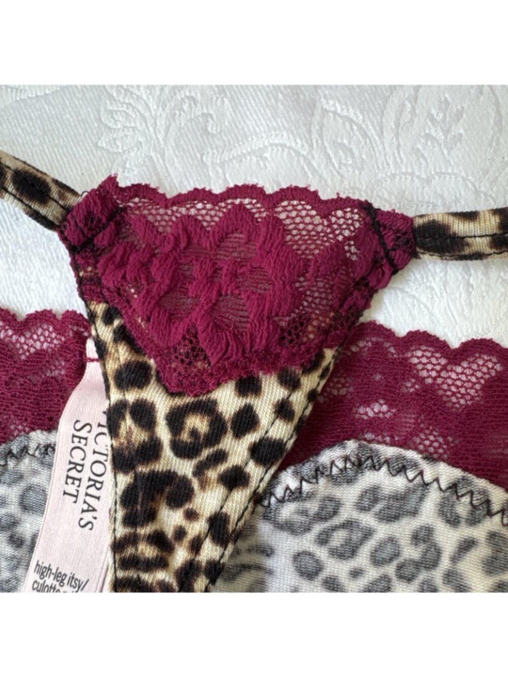 VICTORIA'S SECRET XL ANIMAL PRINT PURPLE TRIM ITSY V STRING THONG PANTIES NWT - Picture 5 of 9